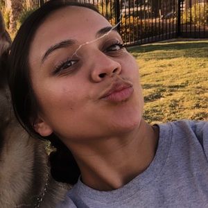 Meet your Posher, Lucy